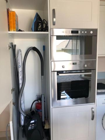 וולדן אם וורתרסי Velden View Ferienwohnung Mit Grosser Sonnenterrasse Und See- Und Karawankenblick מראה חיצוני תמונה